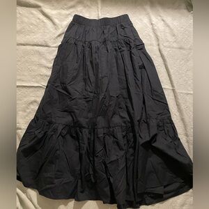 ABERCROMBIE TIERED PEASANT SKIRT